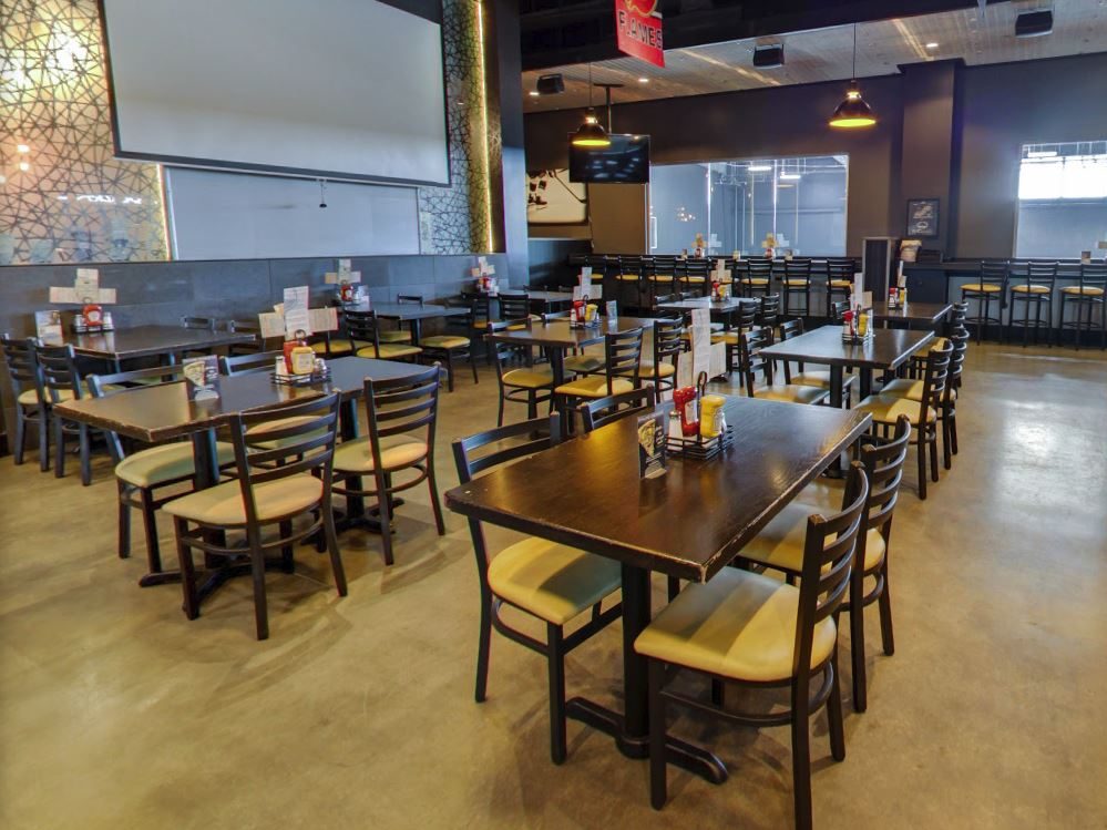 MacKenzie River Grill & Pub Las Vegas, NV 3 OakStreetMFG